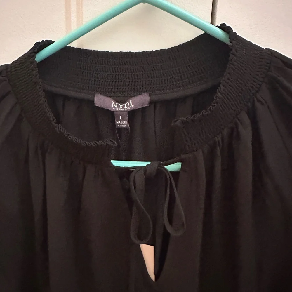 NYDJ Black Smocked Neck Tie-Front Tunic NWT - Picture 2 of 7
